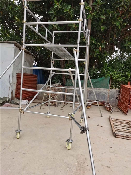 腳手架出租價格、腳輪頂托售賣及方案解析